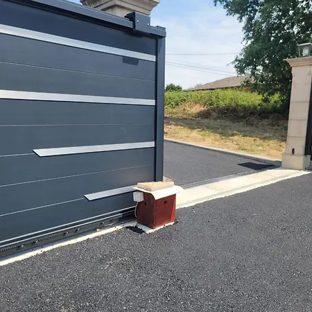 Only Option Spa, Sauna Et Piscine Apartment Castelsarrasin