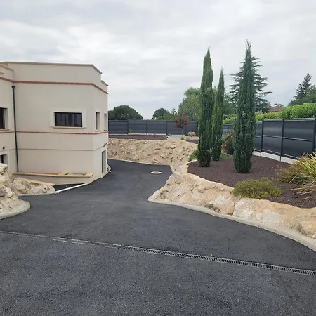 Apartment Only Option Spa, Sauna Et Piscine Castelsarrasin